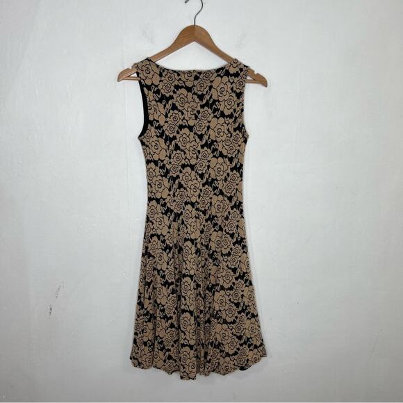 Haani Black and Tan Floral Lace Fit Flare Dress Size Medium - Picture 2 of 13